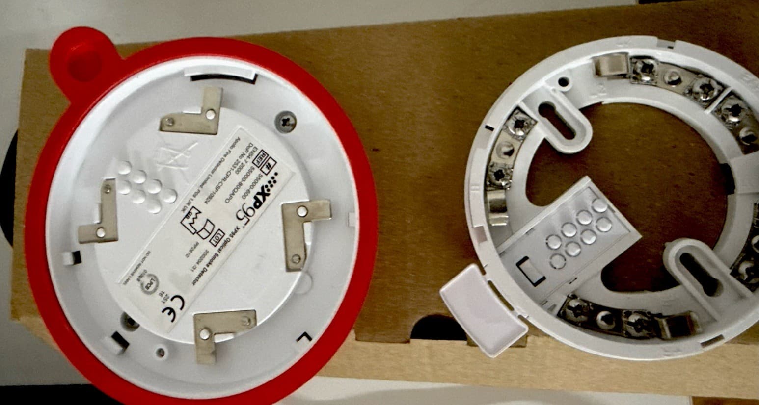Apollo 55000-600 XP95 Addressable Optical Smoke Detector Discovery NEW - Thumbnail 4