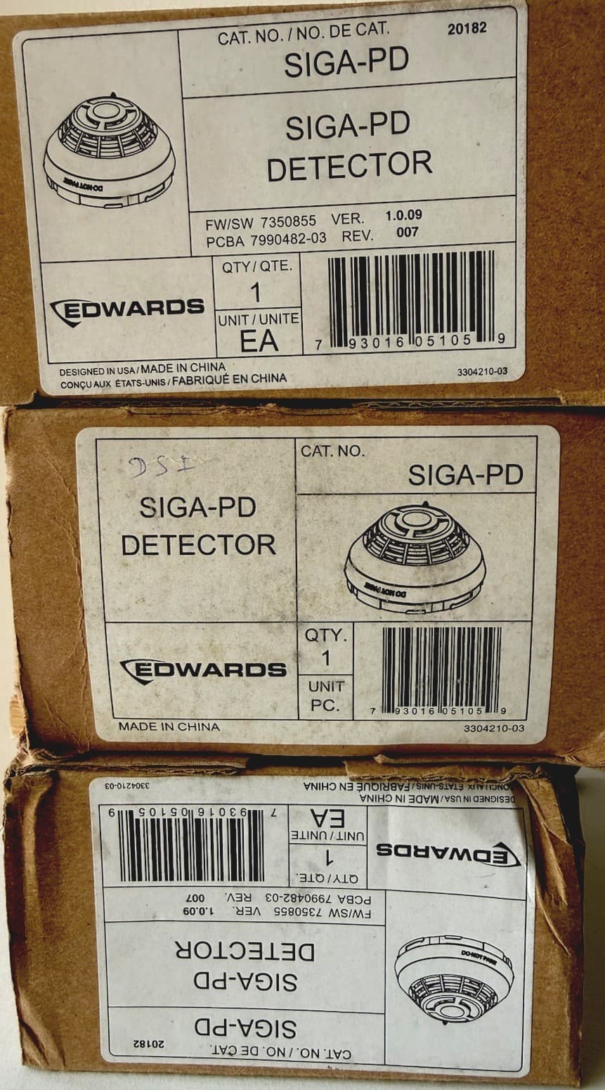 EDWARDS SIGA-PD "NEW IN BOX' -FREE EXPRESS SHIPING WITH BASE
