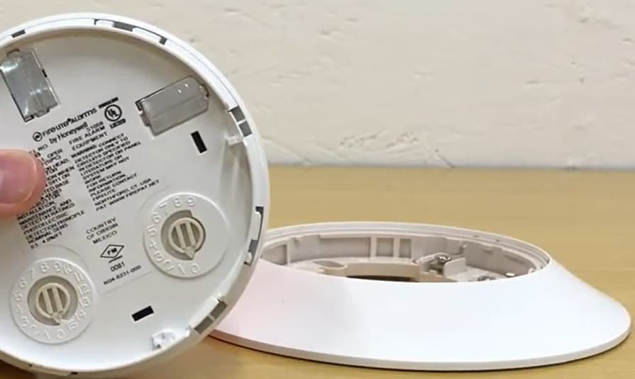 Fire-Lite SD365 Addressable Photoelectric Smoke Detector MS-9200UDLS NEW - Thumbnail 3