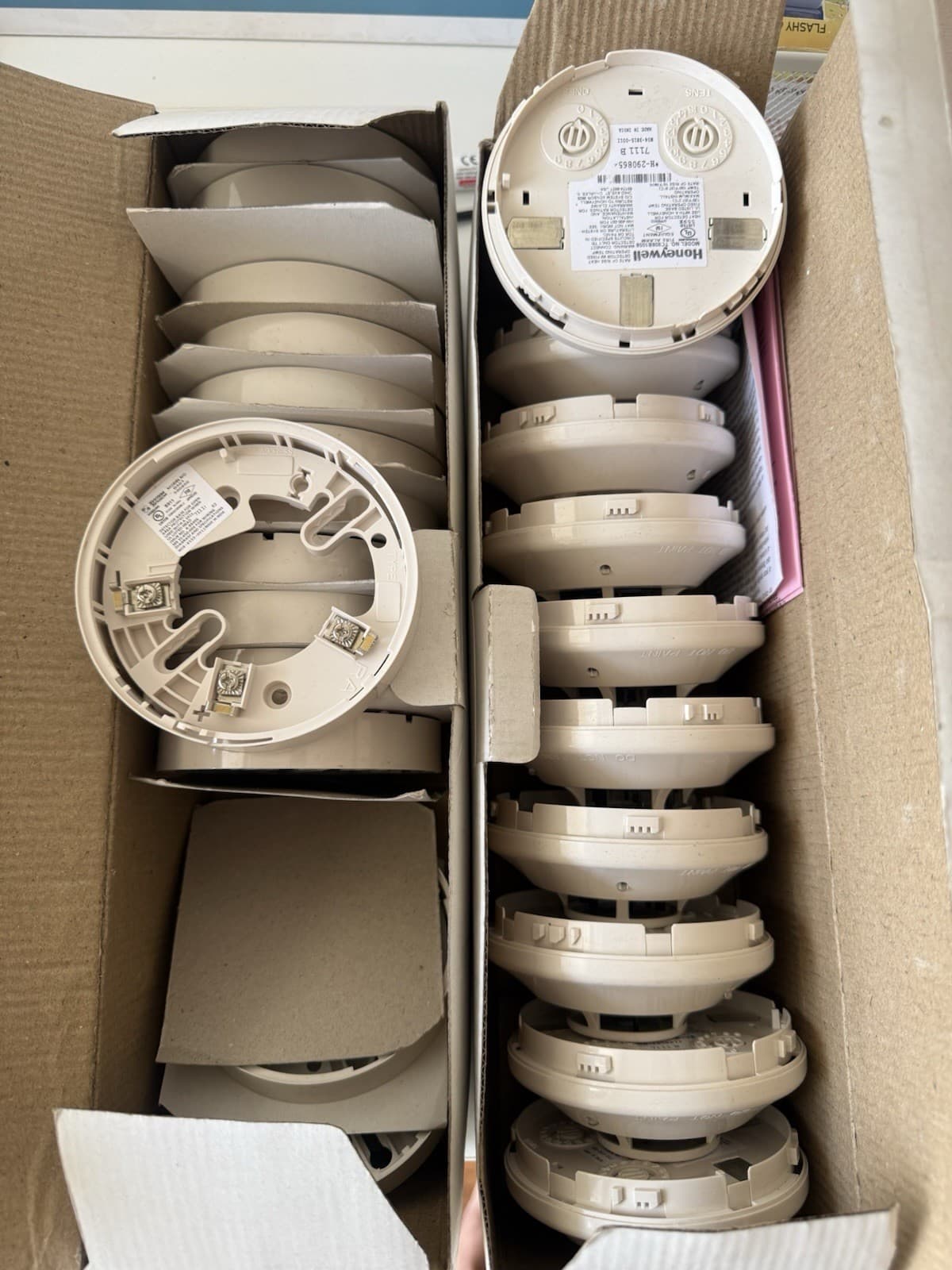 Honeywell TC808B1058 Addressable Rate-of-Rise Heat Detector FlashScan NEW - Thumbnail 2