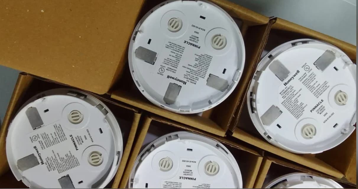 TC846A3013 Honeywell New Smoke & Heat Detector New - Thumbnail 2