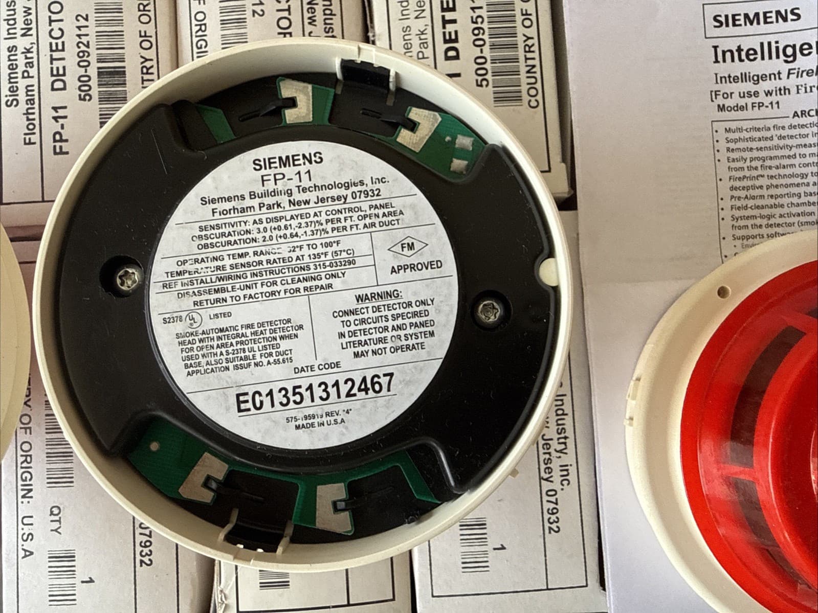 SIEMENS FP-11 FIRE ALARM SMOKE HEAT DETECTOR NEW - Thumbnail 2